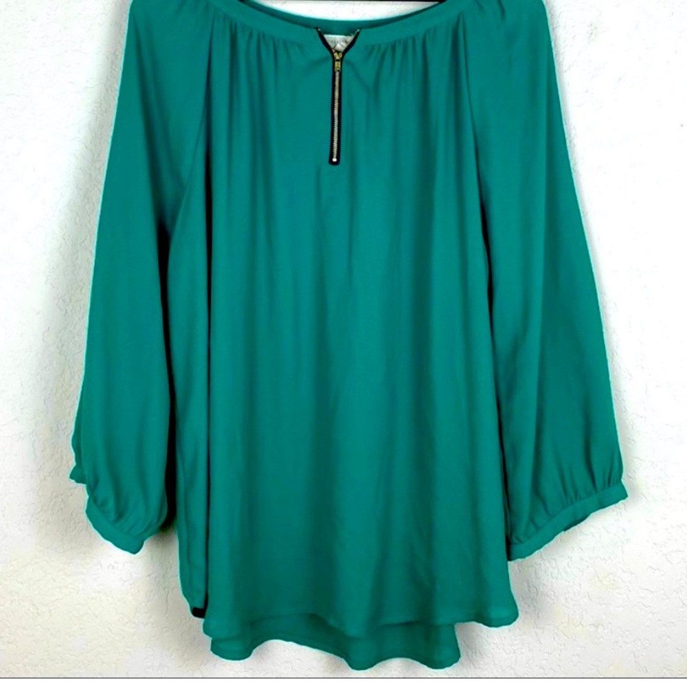 Crescent Sea Foam Green Blouse. From a clean and smoke-free home. EUC.